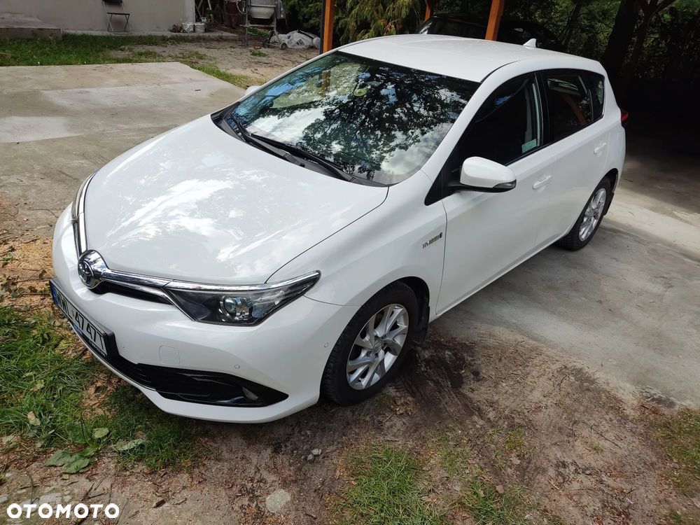Toyota Auris Hybrid 135 Premium - 6