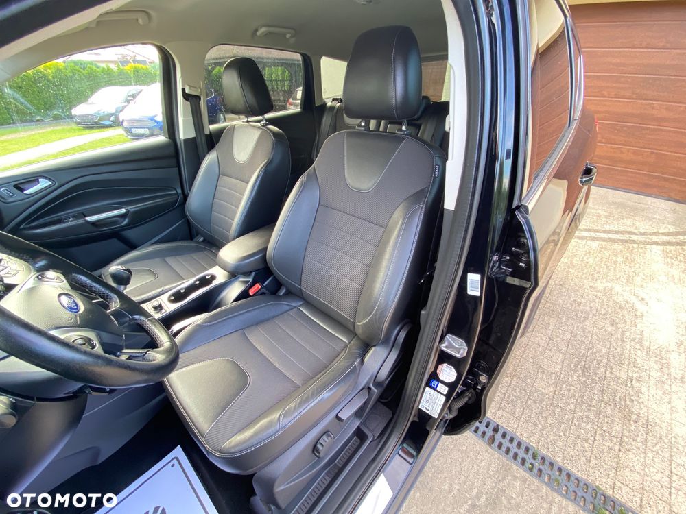 Ford Kuga 2.0 TDCi 4x4 Titanium - 26