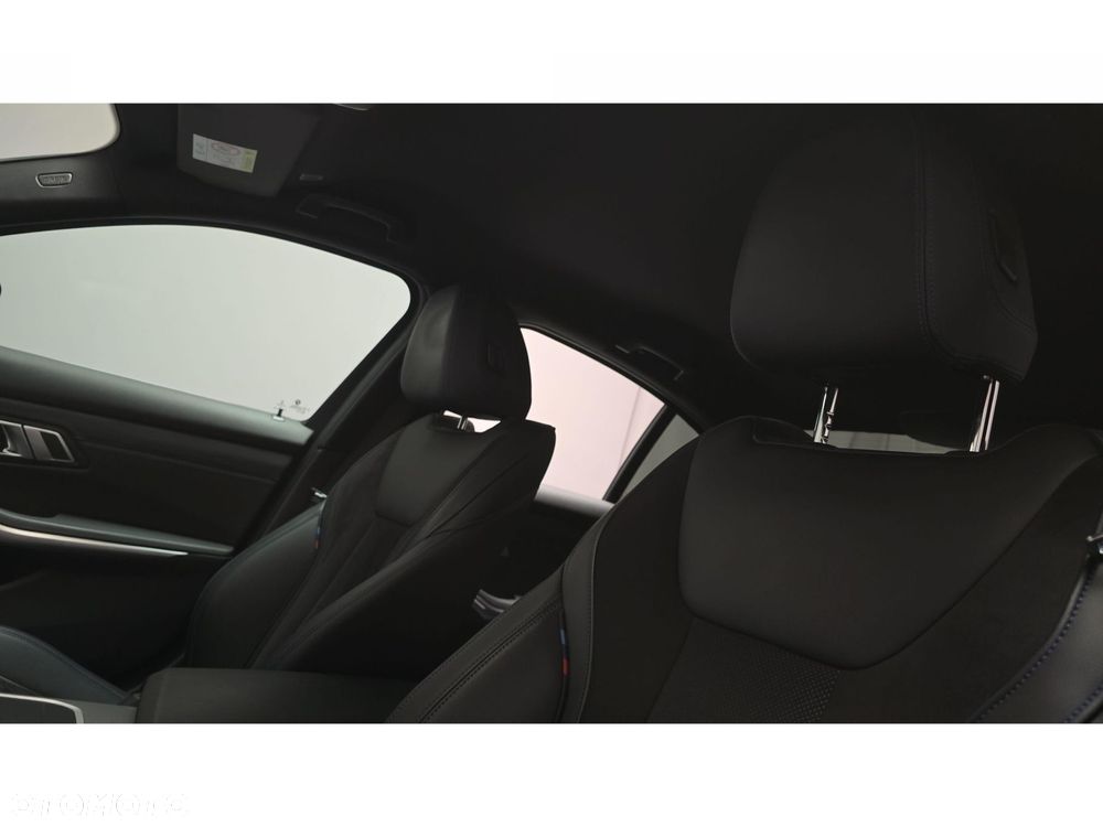 BMW Seria 3 320d xDrive mHEV M Sport - 18