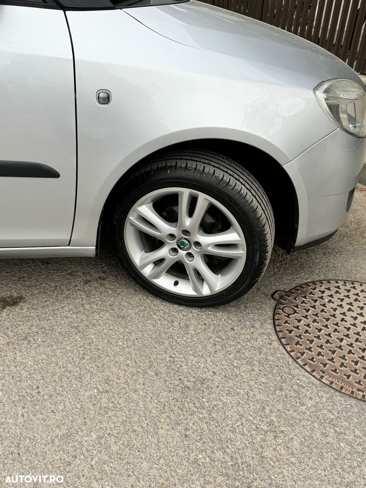 Skoda Roomster 1.4 16V Comfort PLUS EDITION - 9