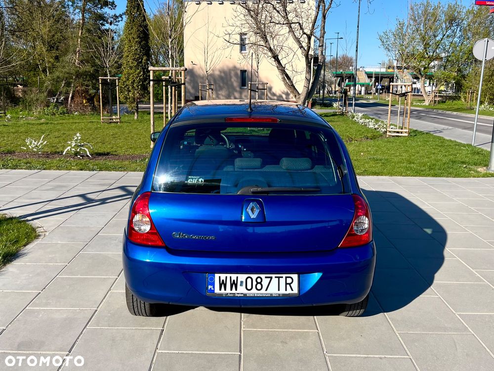 Renault Clio - 13