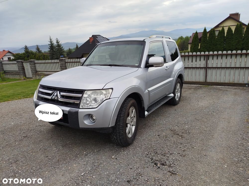 Mitsubishi Pajero - 8