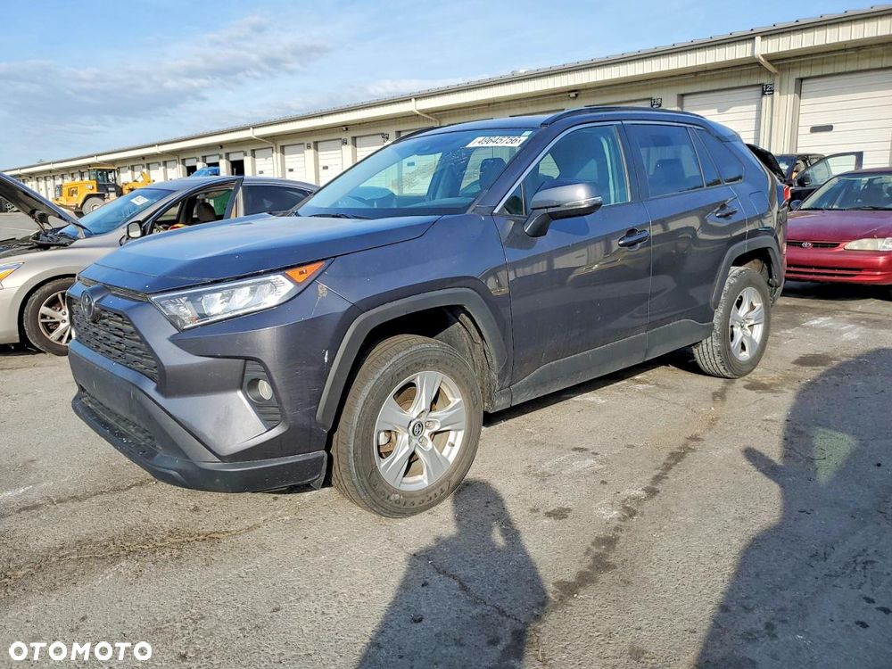 Toyota RAV4 - 2