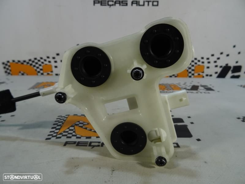 Motor Do Fecho Da Mala Mercedes-Benz C-Class T-Model (S205)  A09990686 - 4