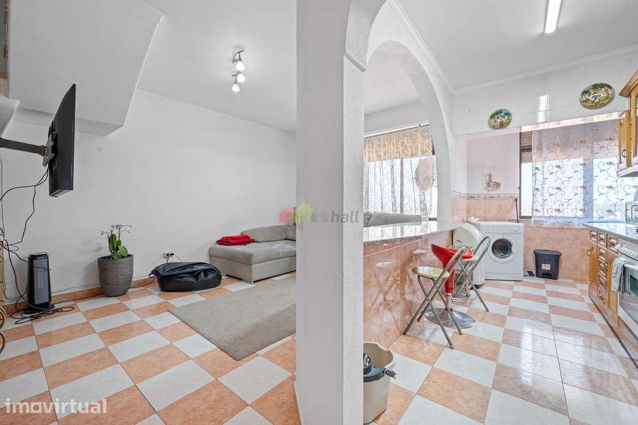 Apartamento T2 Duplex em Coina, Barreiro - Grande imagem: 3/20