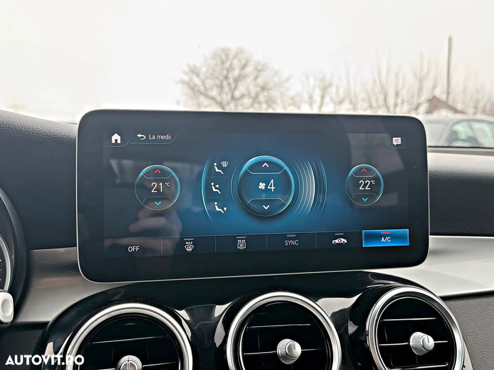 Mercedes-Benz GLC 300 d 4MATIC 9G-TRONIC - 13