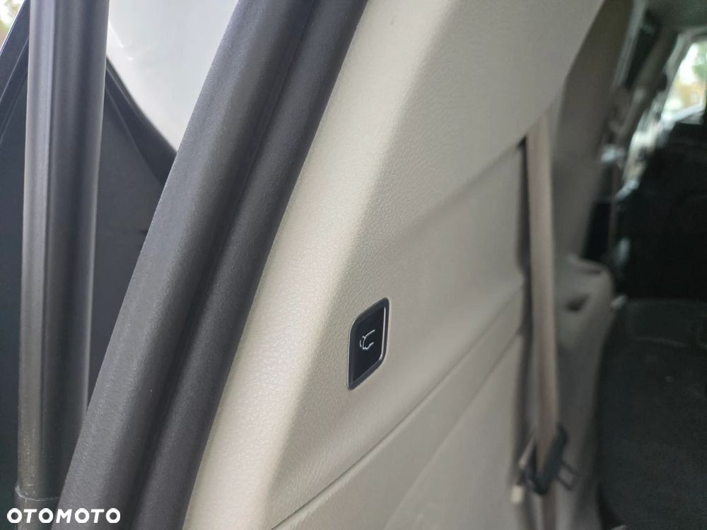 Chrysler Pacifica - 22