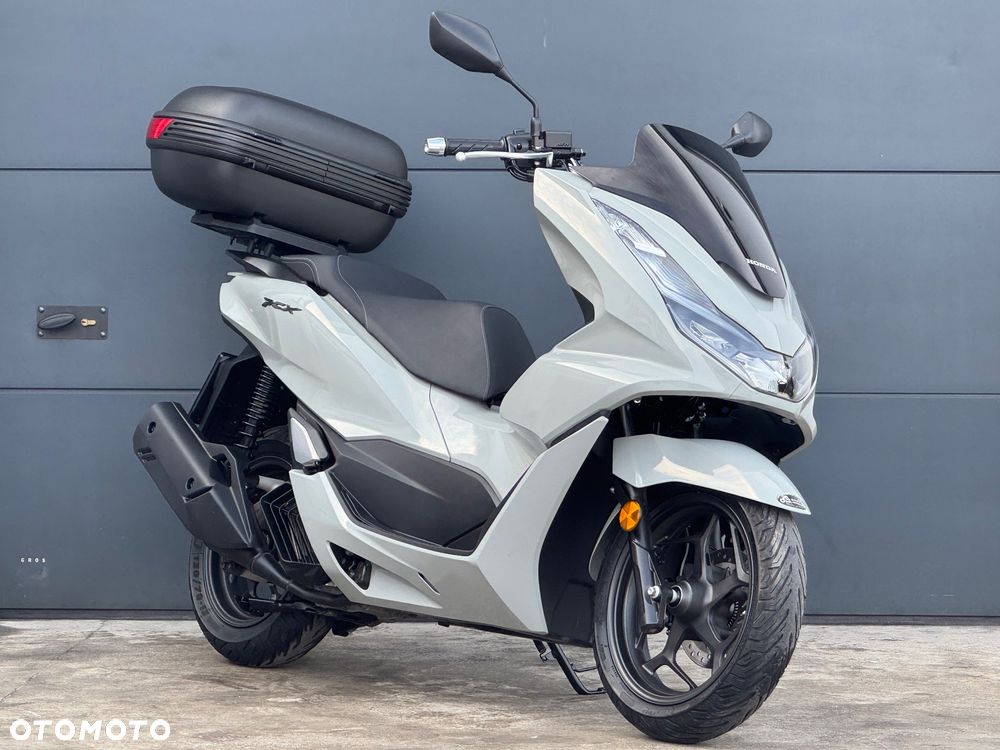 Honda PCX - 1