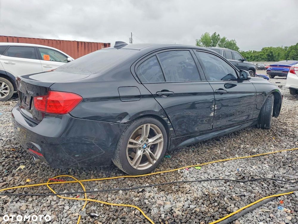 BMW Seria 3 335i Sport Line - 4