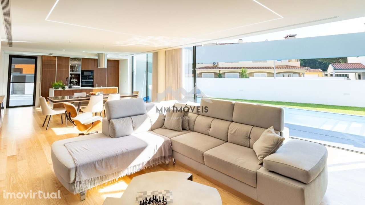 Moradia | T4 | Piscina | Maia - Grande imagem: 3/60