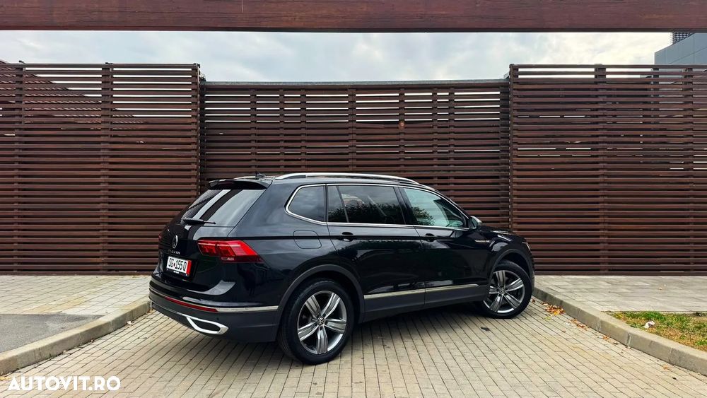 Volkswagen Tiguan 2.0 TDI SCR 4MOTION DSG Elegance - 12