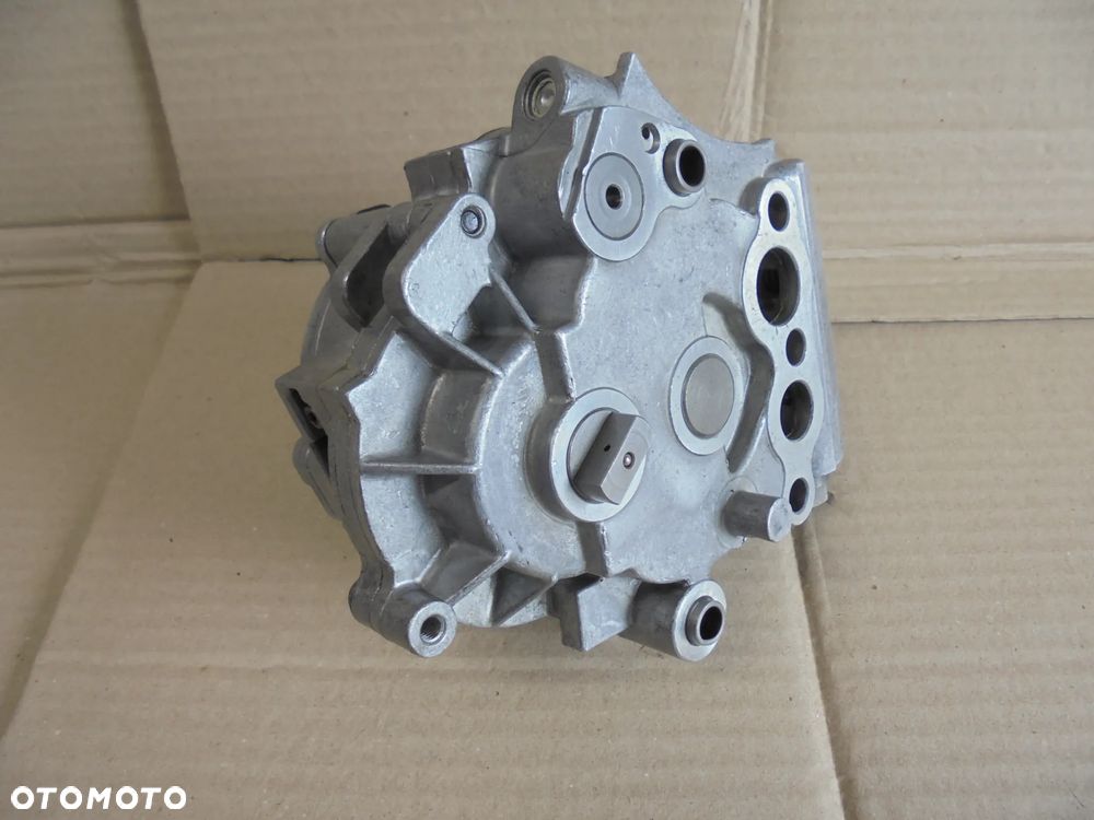POMPA OLEJU VACUM FIAT IVECO 3.0 5801851153 504334322 ORYGINALNA - 2