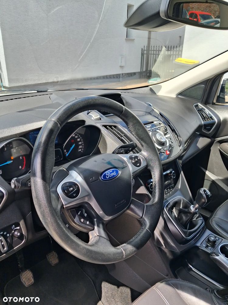 Ford Kuga - 15