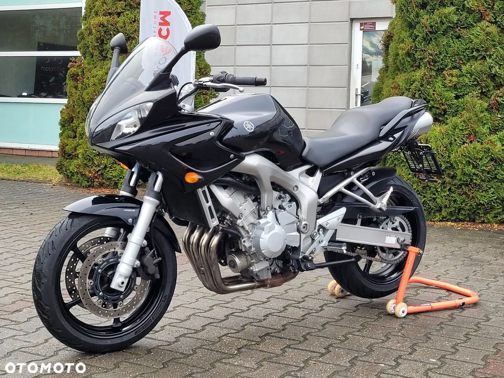 Yamaha FZ6 - 7