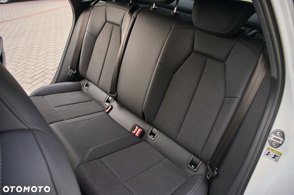 Audi A3 Sportback 35 TFSI mHEV S Line S tronic - 26