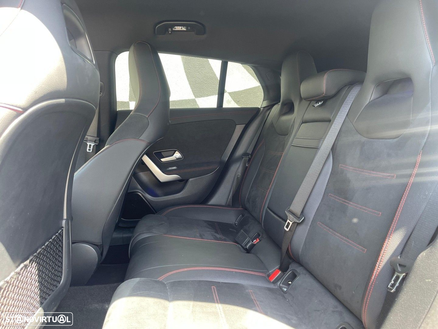 Mercedes-Benz CLA 180 d Shooting Brake AMG Line Aut. - 8