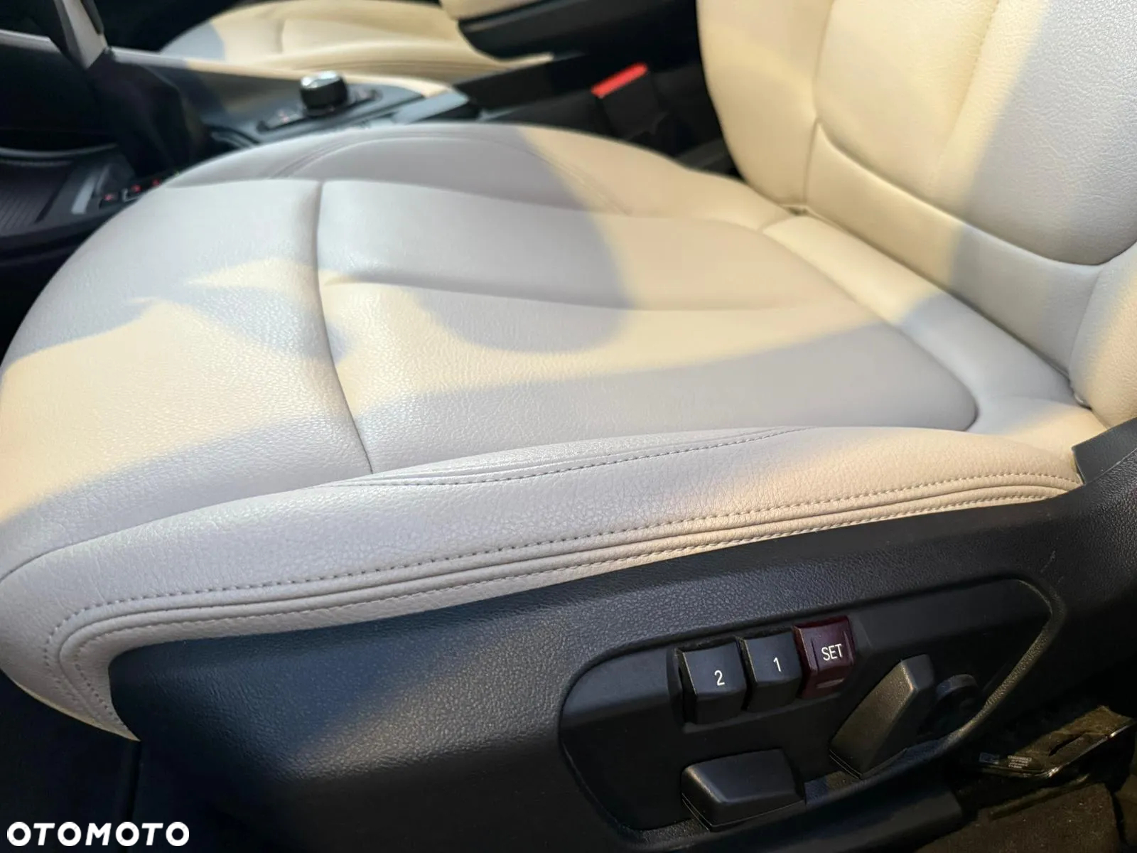 BMW X1 - 13