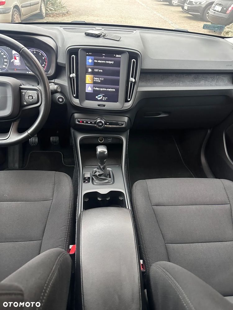 Volvo XC 40 T3 - 4