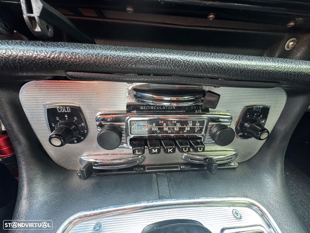 Jaguar XJ - 18