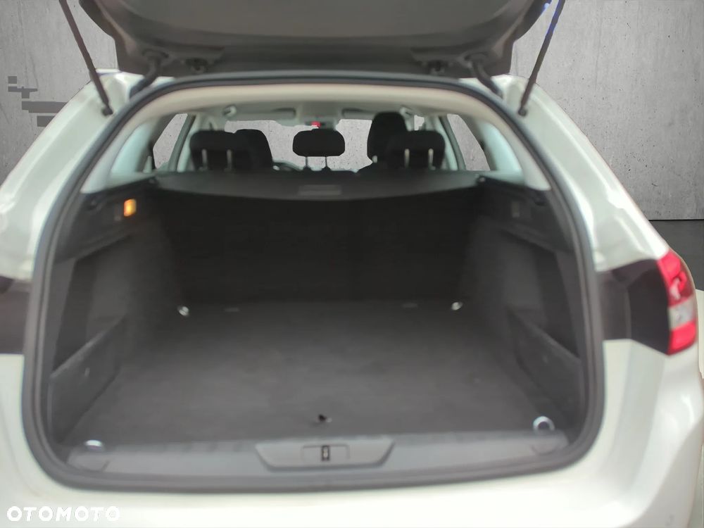 Peugeot 308 1.5 BlueHDi Active Pack Business S&S - 18