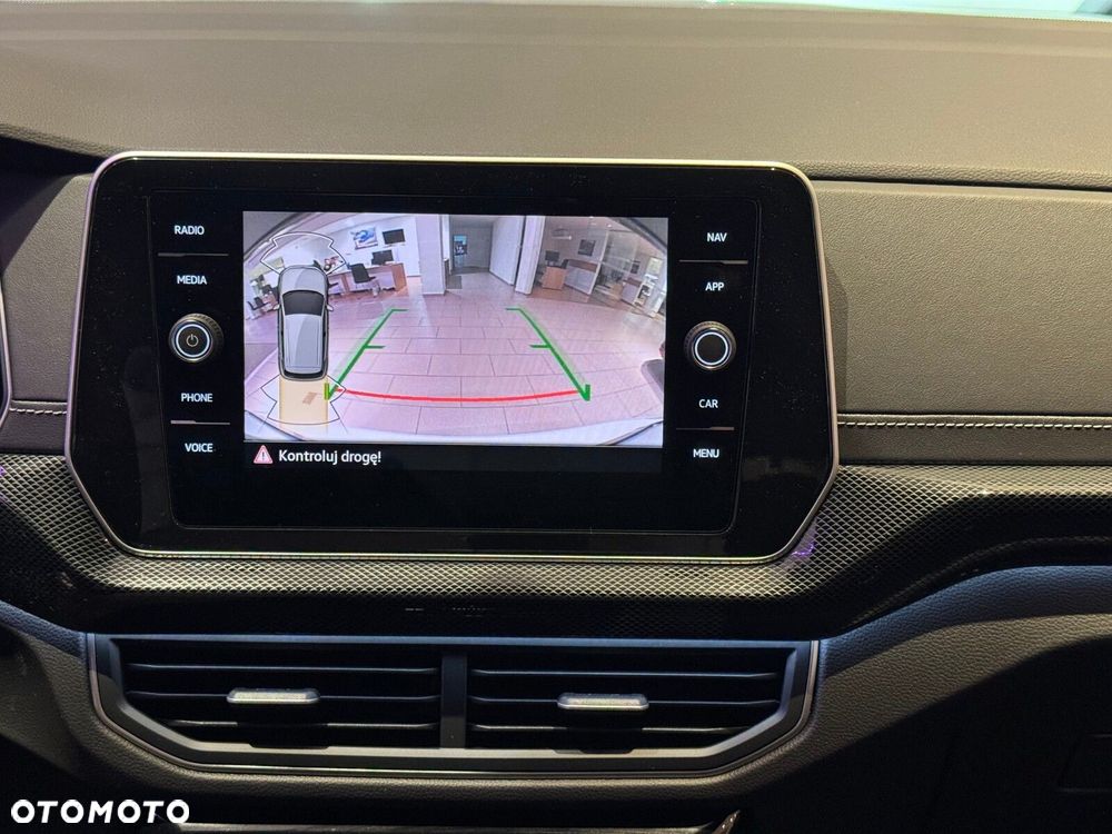 Volkswagen T-Cross - 11