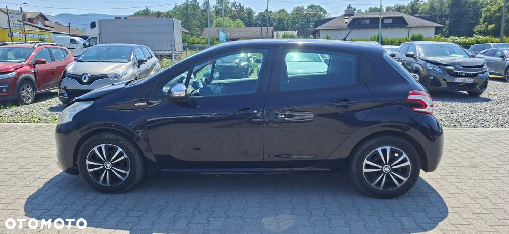 Peugeot 208 PureTech 82 Urban Move - 6