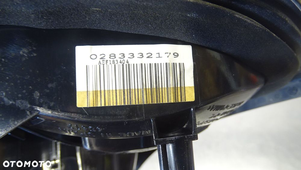 LAMPA PRAWA TYLNA W KLAPIE CITROEN C4 PICASSO 1.6HDI - 4