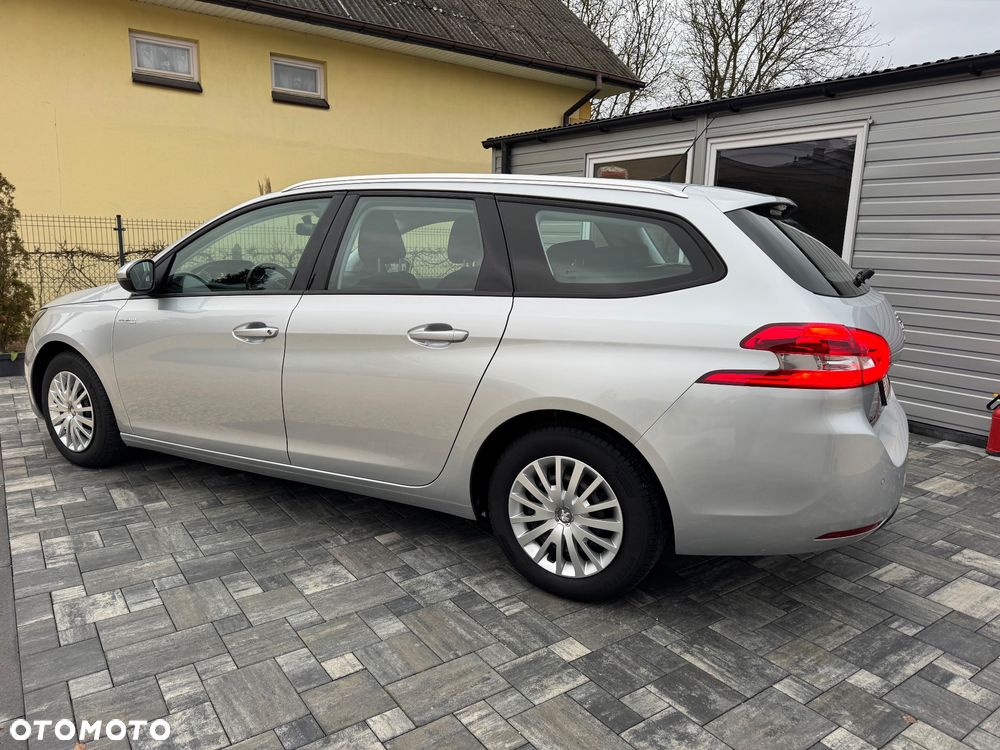 Peugeot 308 SW HDi FAP 110 (Blue Lion) Business Line Niveau 1 - 9