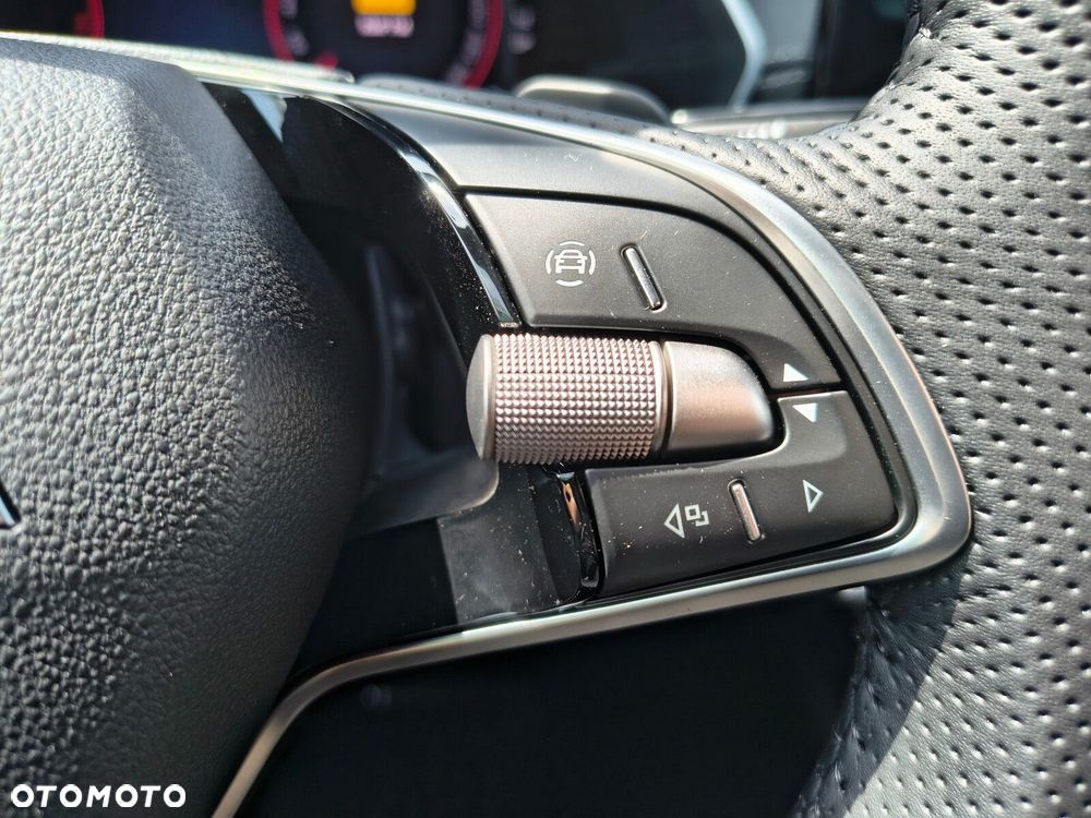 Skoda Octavia 1.5 TSI mHEV Sportline DSG - 25
