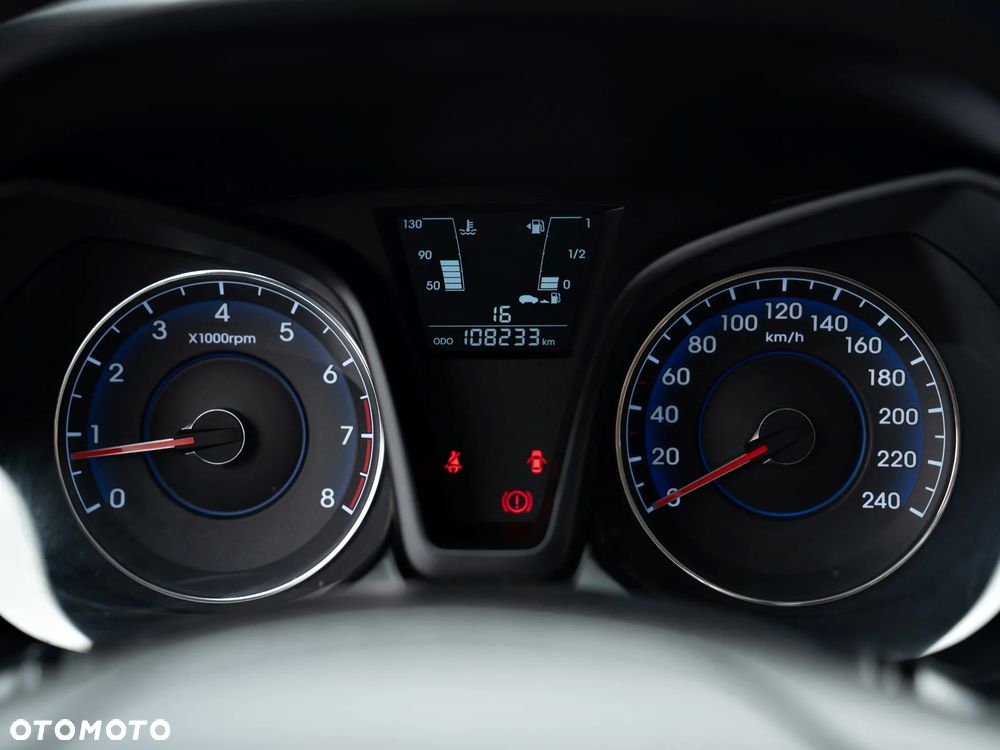 Hyundai ix20 1.4 Premium - 37