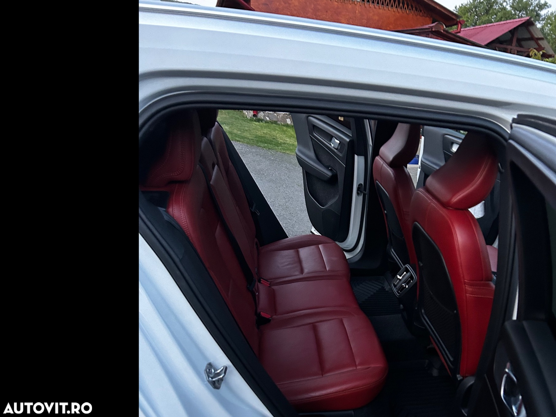 Volvo XC 40 D4 AWD Momentum - 5