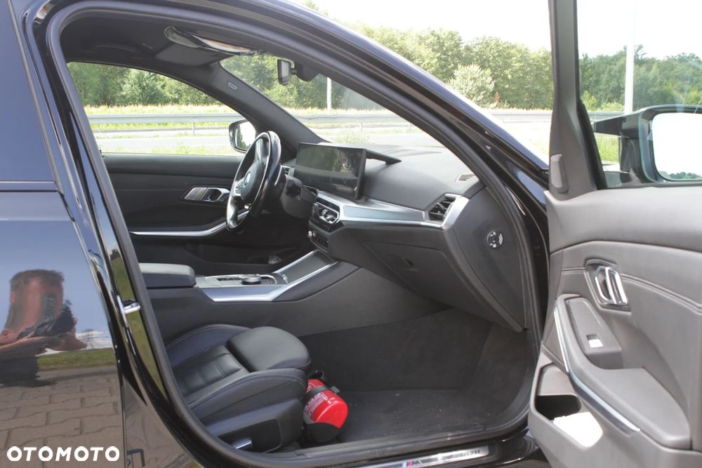 BMW Seria 3 M340i xDrive mHEV sport - 10