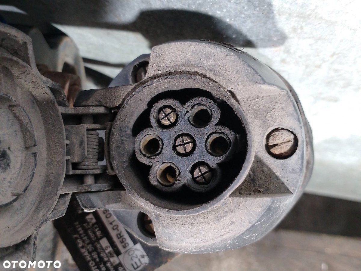 HAK HOLOWNICZY AUDI A6 C5 E2055R-01 KOMBI - 4