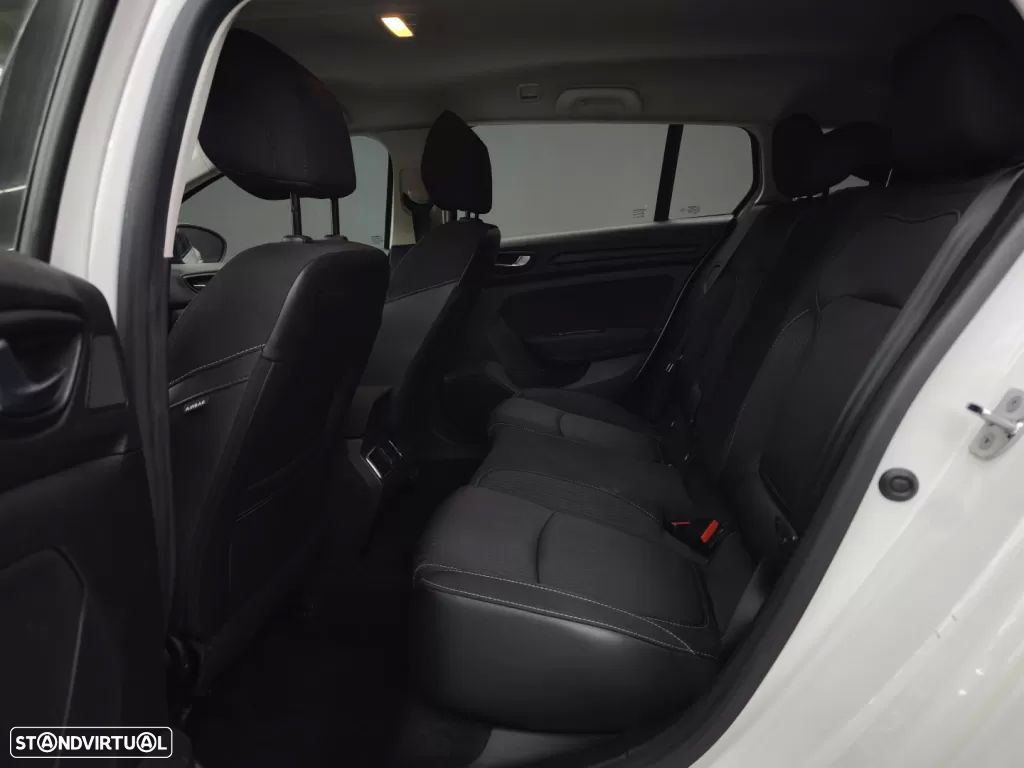 Renault Mégane Sport Tourer 1.5 Blue dCi Limited EDC - 32