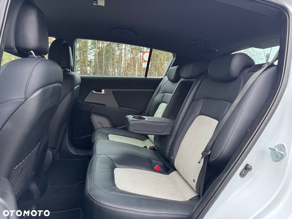 Kia Sportage 1.7 CRDI 2WD Spirit - 29