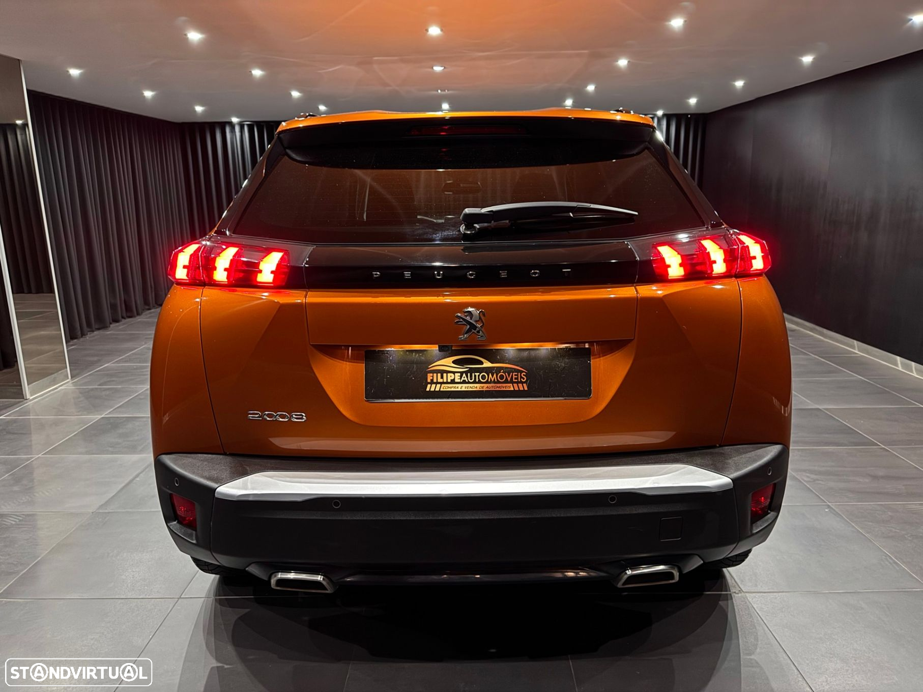Peugeot 2008 1.2 PureTech Allure Pack EAT8 - 6