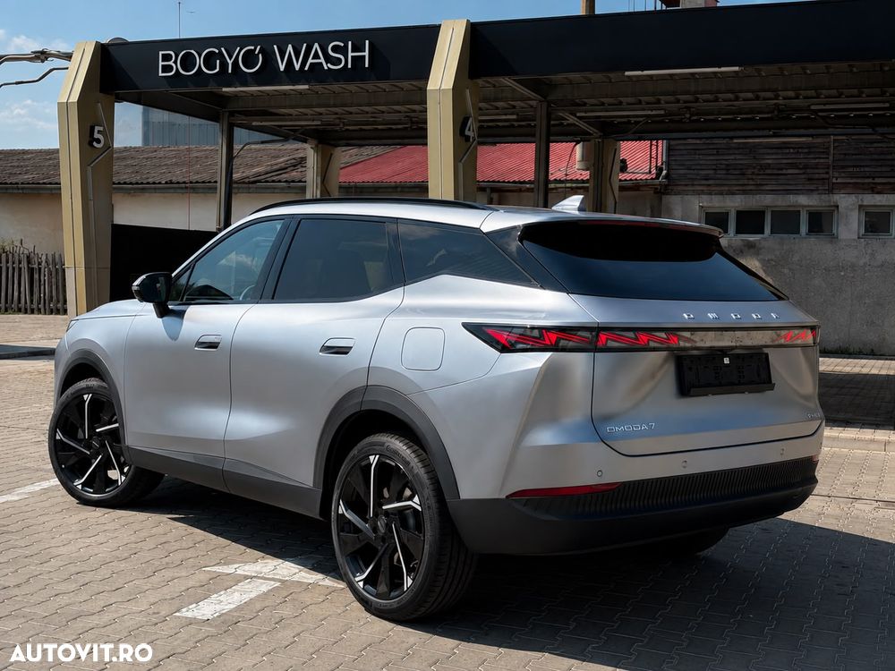 Omoda 7 1.5 TGDI 1DHT PHEV Exclusive - 17