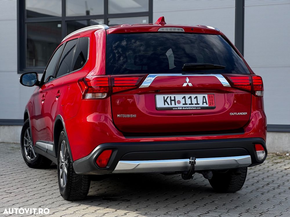 Mitsubishi Outlander 2.2 DI-D 4WD Automatik Edition+ - 21