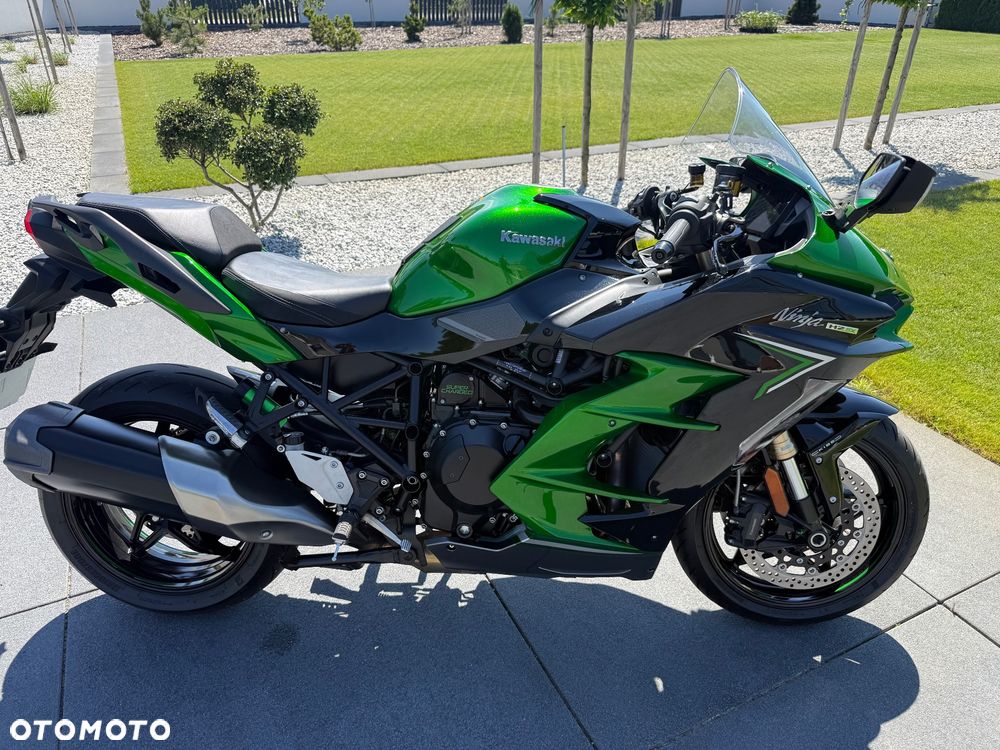 Kawasaki Ninja H2 SX - 1