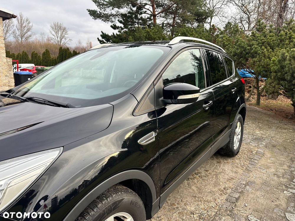 Ford Kuga 2.0 TDCi 4x4 Titanium - 4