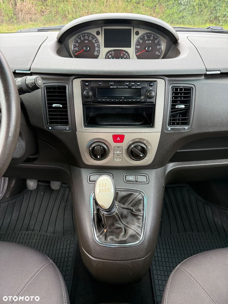 Lancia Musa 1.4 16V Platino S&S - 3