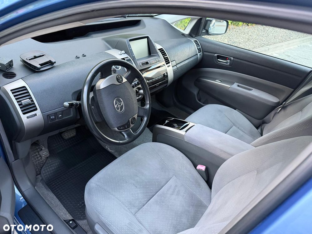 Toyota Prius - 6