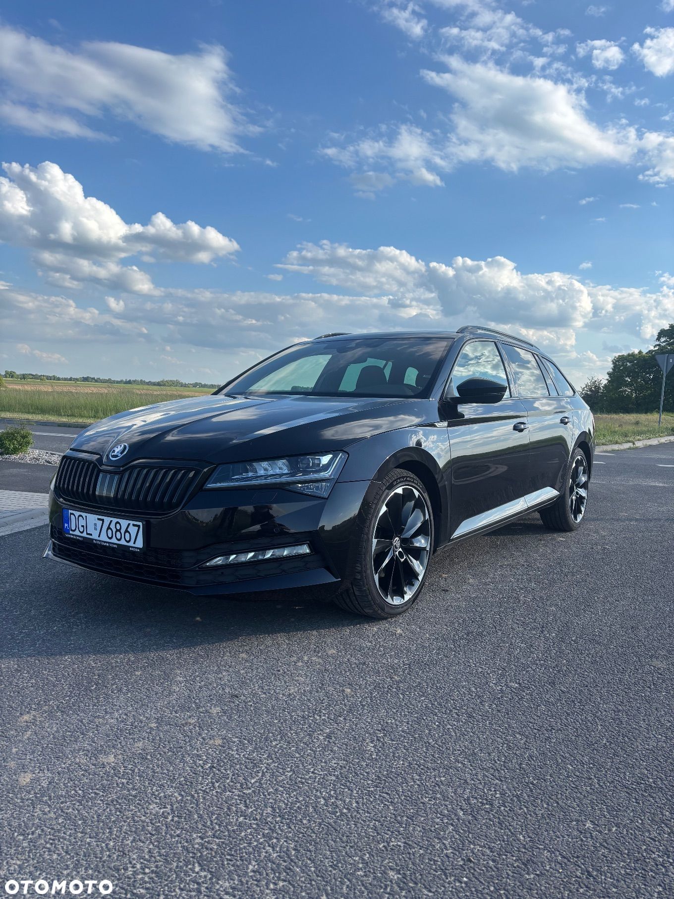 Skoda Superb 2.0 TDI DSG Sportline - 1