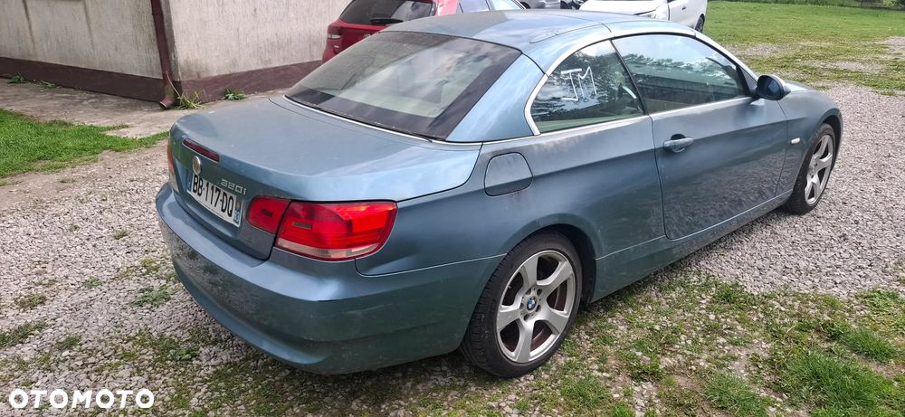 BMW Seria 3 320i - 3