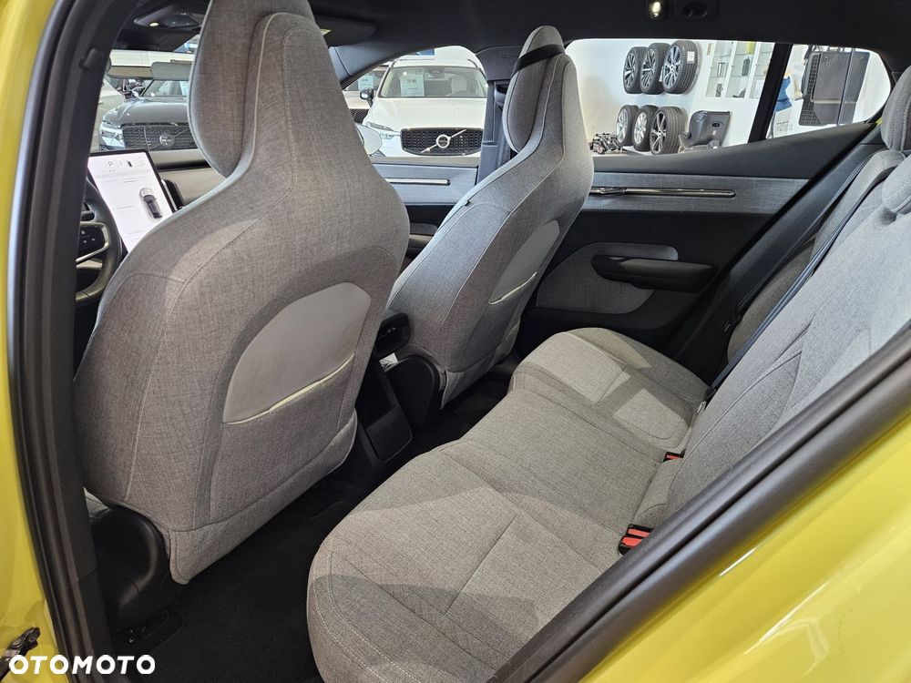 Volvo EX30 - 13