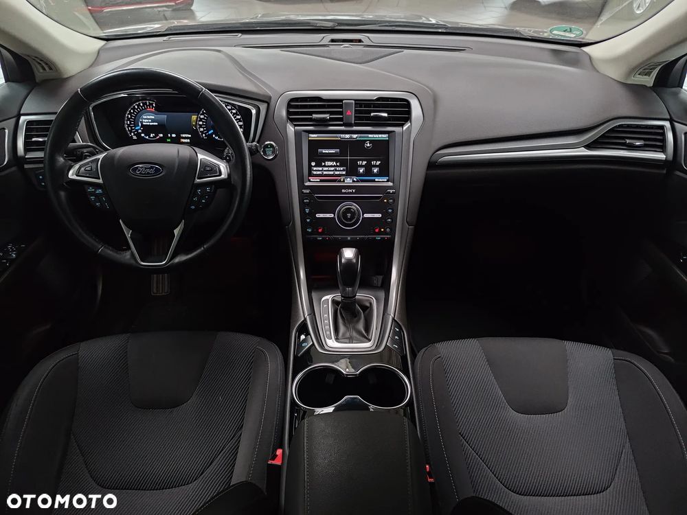 Ford Mondeo 2.0 EcoBoost Titanium - 14