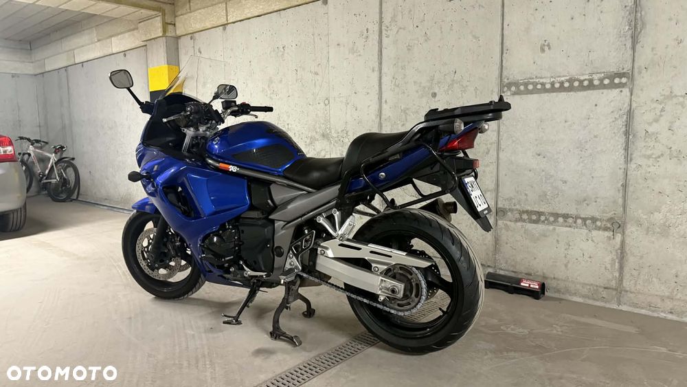 Suzuki GSX - 14