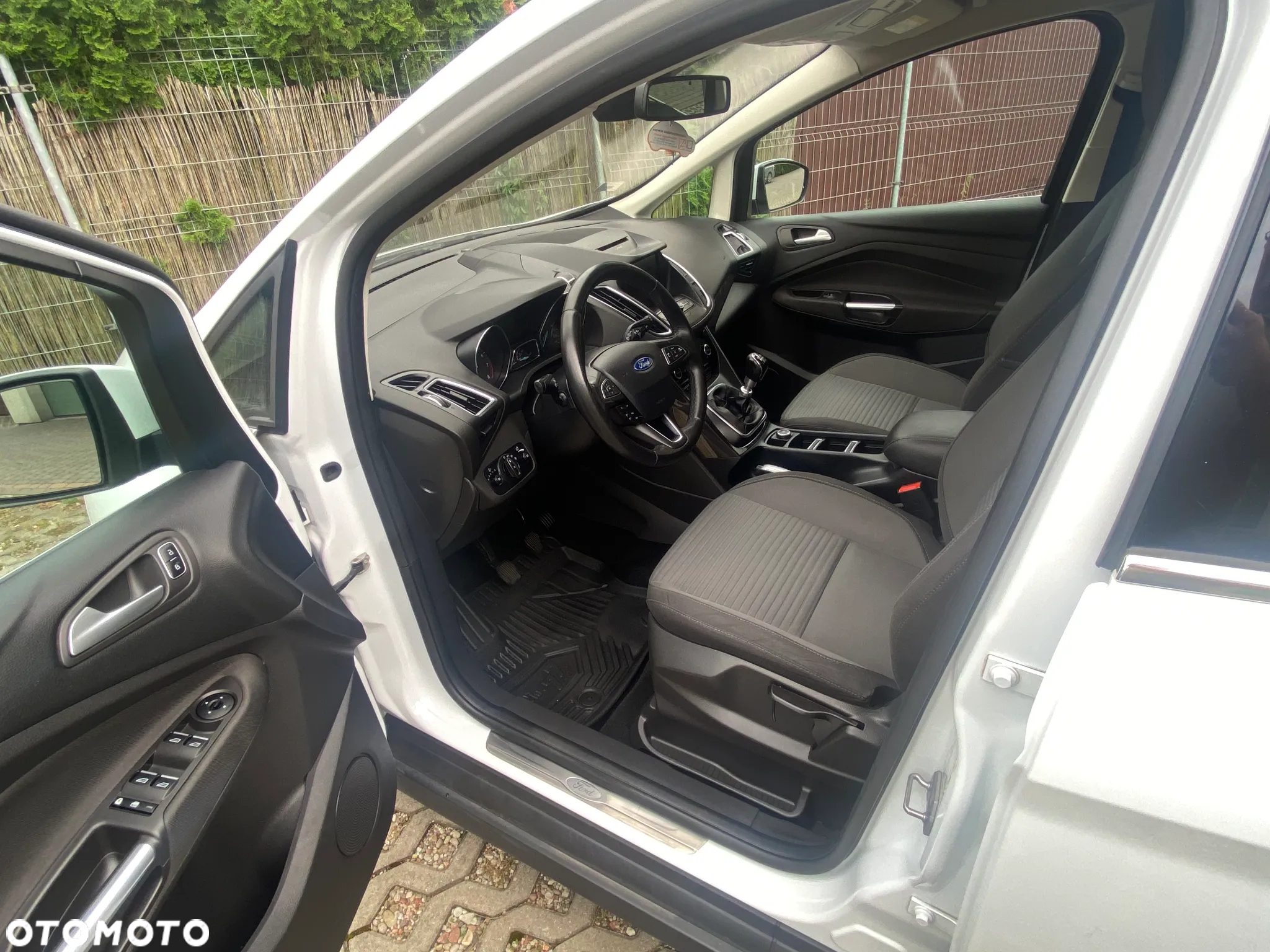 Ford C-MAX - 4