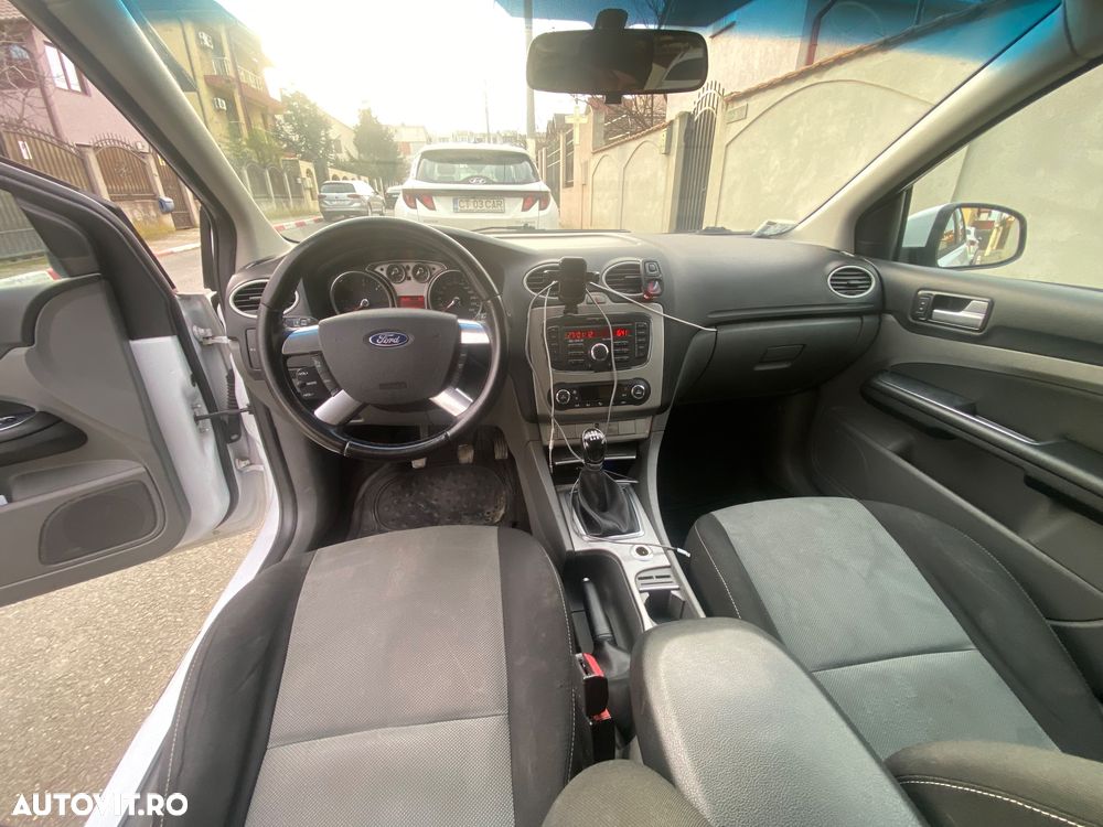 Ford Focus - 6