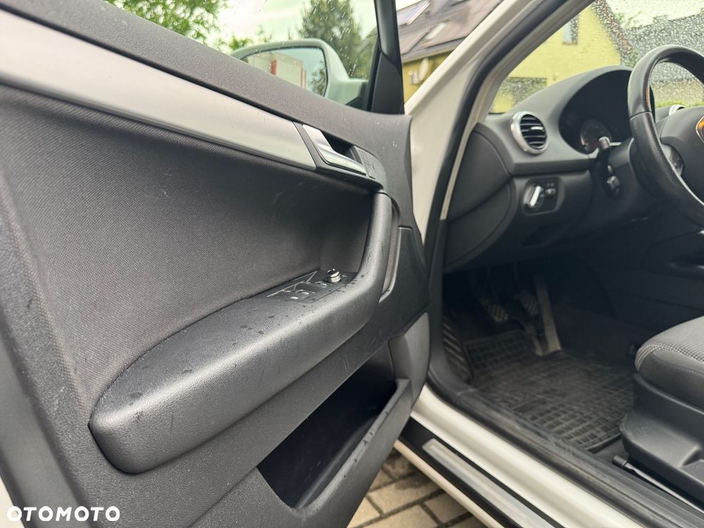 Audi A3 Sportback 2.0 TDI DPF Ambiente - 16